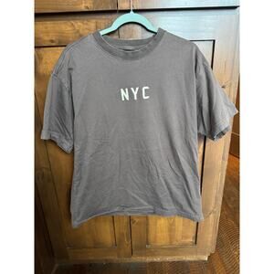 Crew neck and T-shirt bundle!